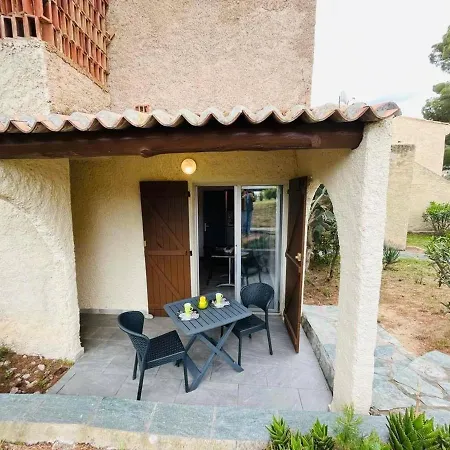 Apartmán Studio En Rez-de-chaussee Avec Terrasse, Parking, A 1 Km De La Plage - - Fr-1-63-332