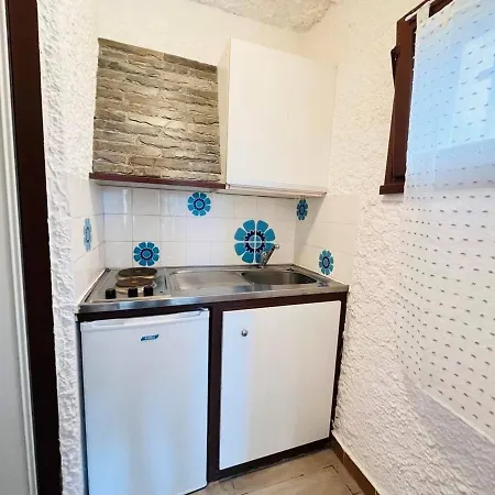 Studio En Rez-de-chaussee Avec Terrasse, Parking, A 1 Km De La Plage - - Fr-1-63-332 Lumio (Corsica)